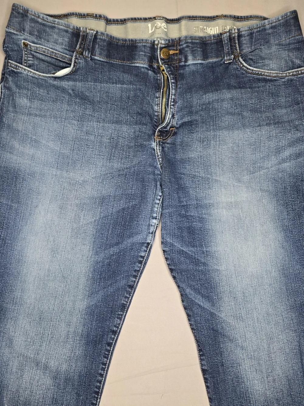Lee Men’s Blue Straight Leg Jeans 44x30 – 98% Cotton 2% Spandex